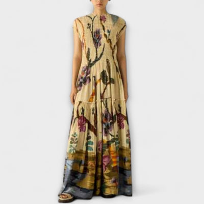 Amanda - Maxi Dress with Pleated Print Design
